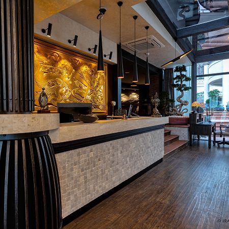 Hotel Adamo Тбилиси Екстериор снимка
