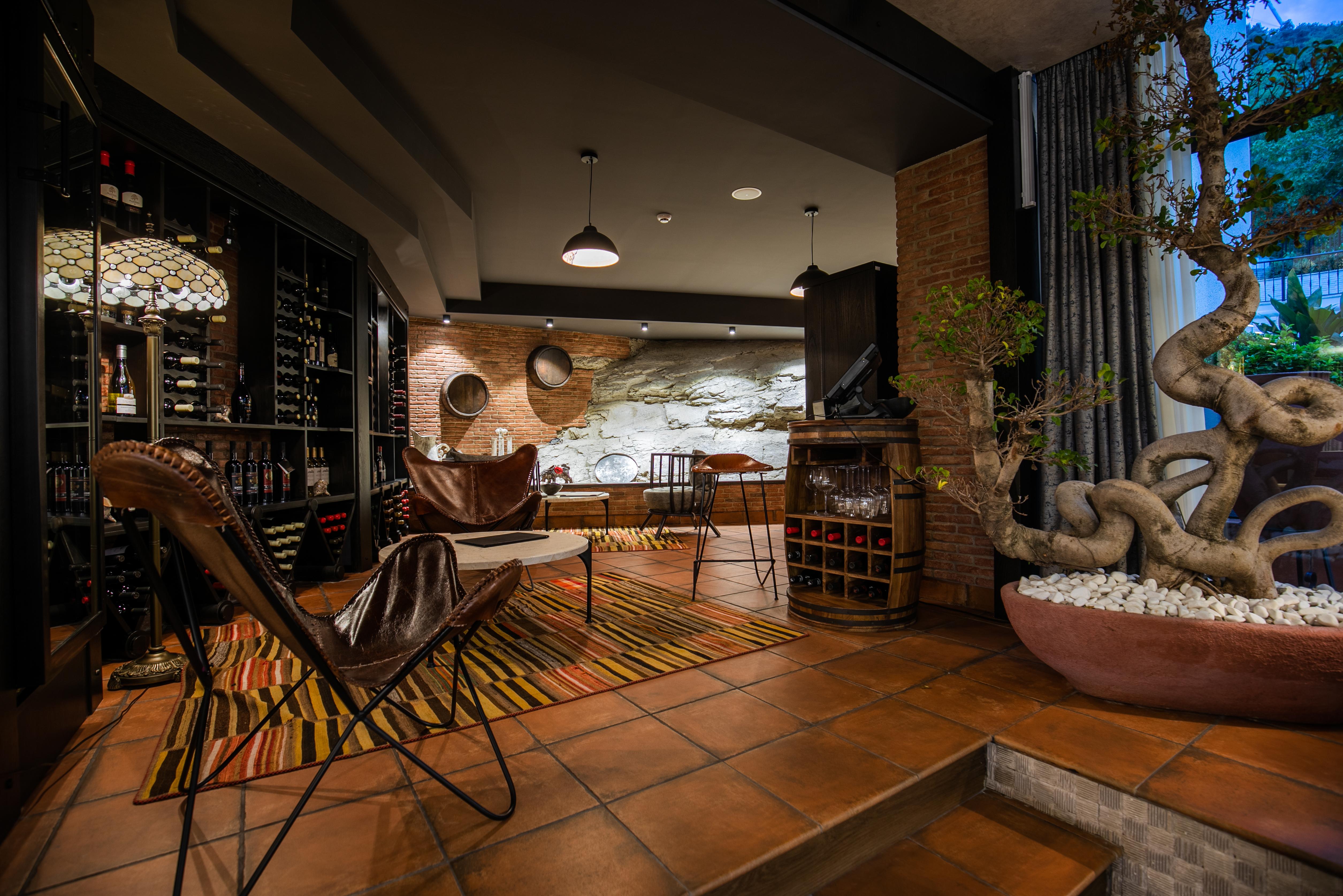 Hotel Adamo Тбилиси Екстериор снимка