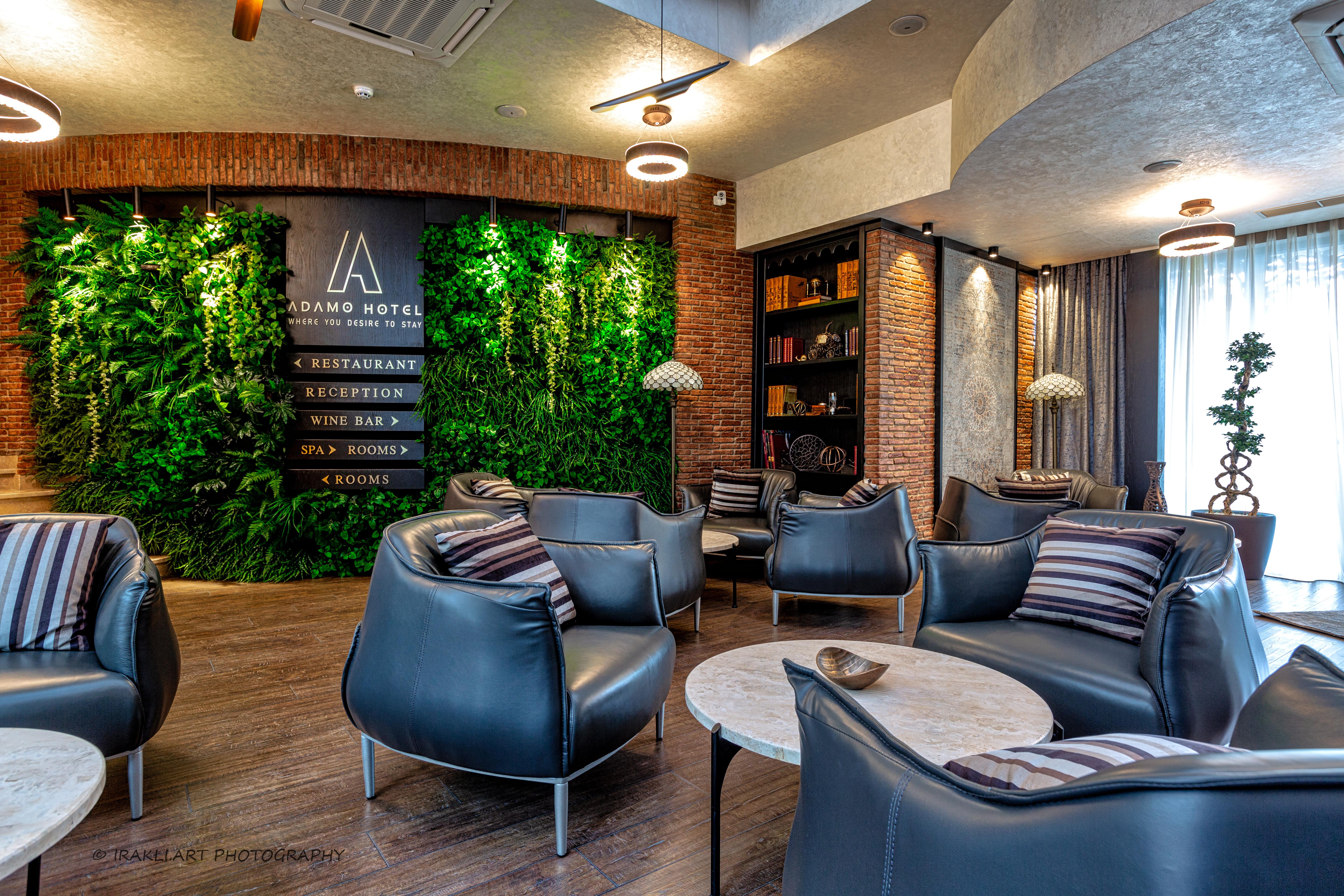 Hotel Adamo Тбилиси Екстериор снимка