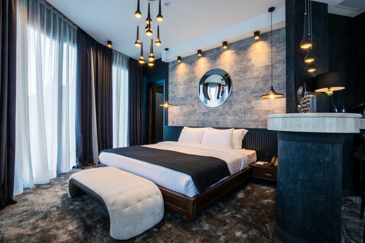 Hotel Adamo Тбилиси Екстериор снимка
